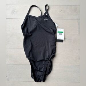 Nike Women's Hydrastrong Racerback One Piece Swimsuit size 30/4